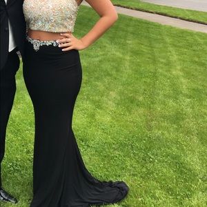 Dave and Johnny two piece prom dress